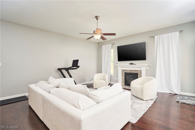 3394 Stillwood Boulevard, Stow, OH 44224