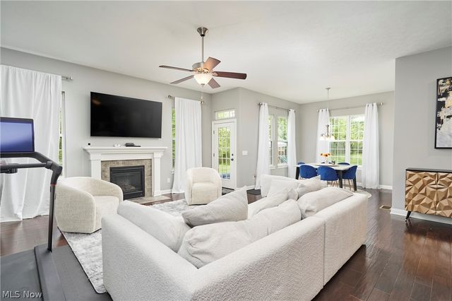 3394 Stillwood Boulevard, Stow, OH 44224
