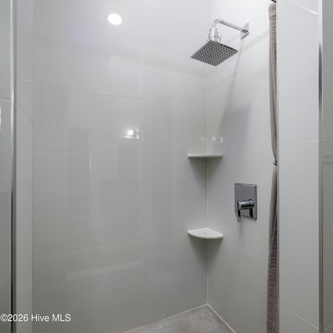 228 Drake Landing, New Bern, NC 28560