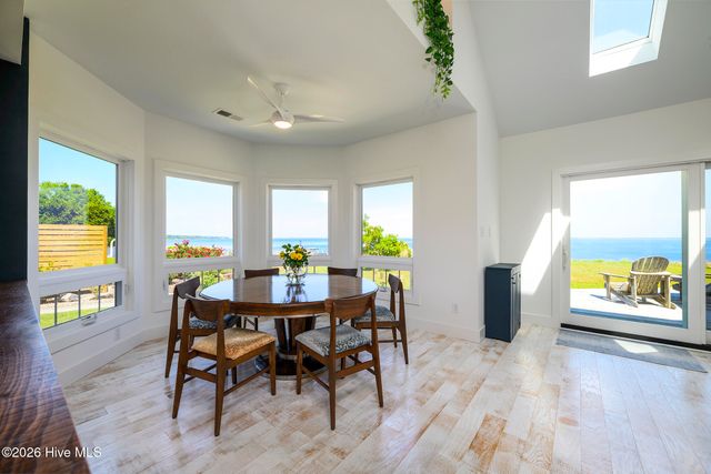 228 Drake Landing, New Bern, NC 28560