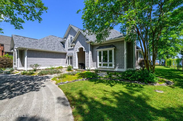 228 Drake Landing, New Bern, NC 28560