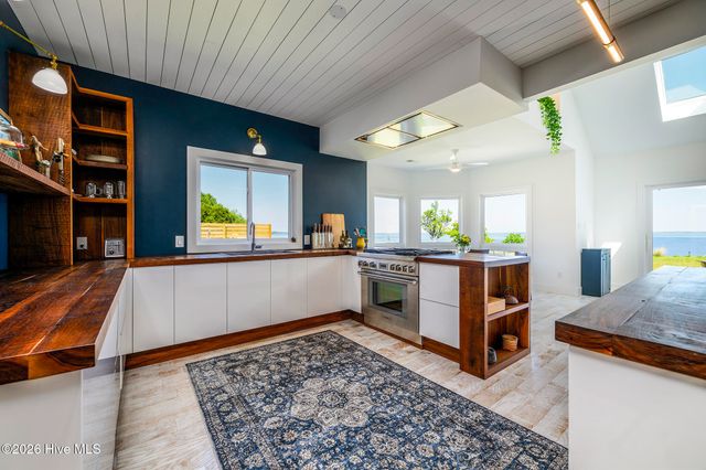 228 Drake Landing, New Bern, NC 28560