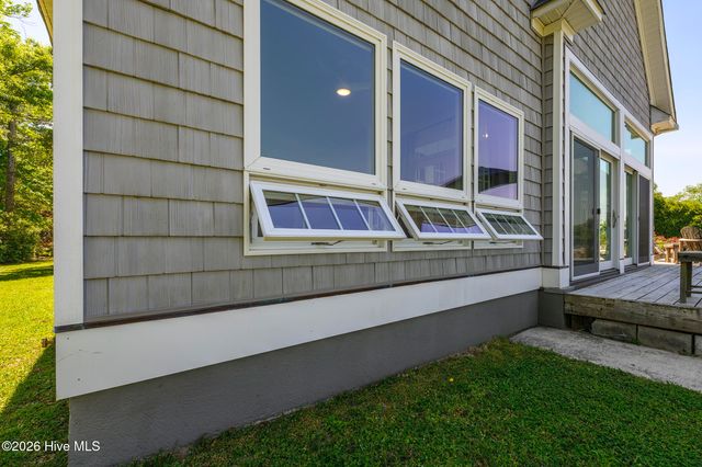 228 Drake Landing, New Bern, NC 28560