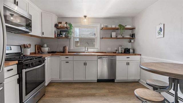 26 Blackamore Avenue, Cranston, RI 02910