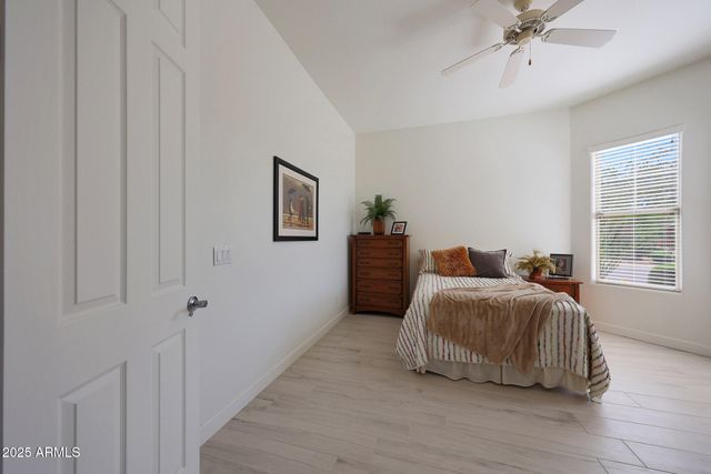 11302 E HELM Drive, Scottsdale, AZ 85255