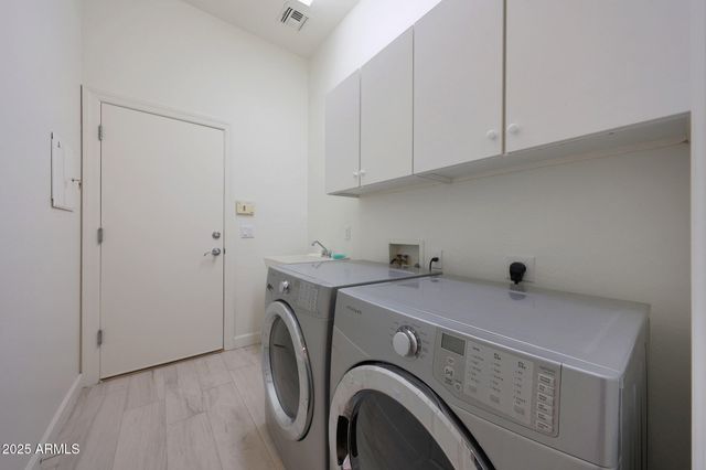 11302 E HELM Drive, Scottsdale, AZ 85255