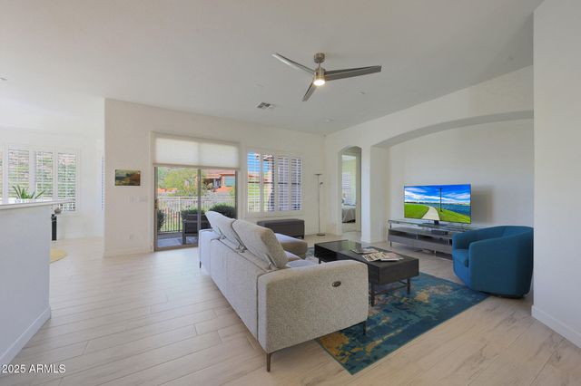 11302 E HELM Drive, Scottsdale, AZ 85255