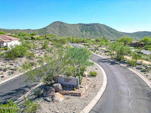 11302 E HELM Drive, Scottsdale, AZ 85255