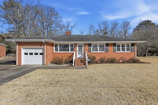 129 Rosedale Drive, Elizabeth City, NC 27909