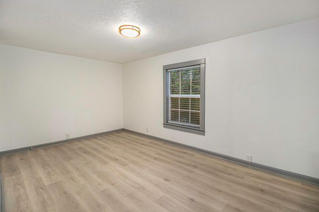 6506 N Martin Luther King Avenue, Hitchcock, TX 77563