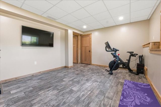 21921 Gracie Drive, Peculiar, MO 64078