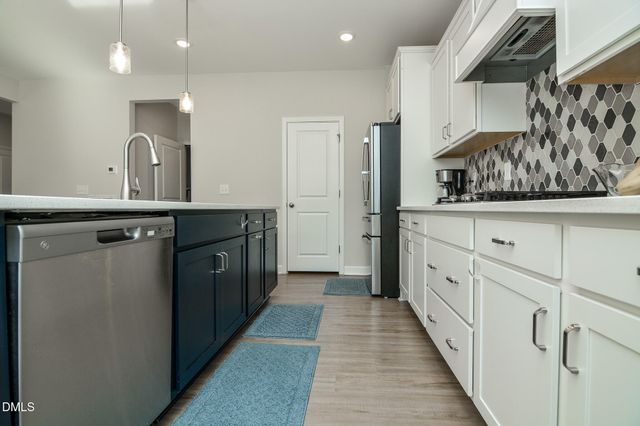 463 Badger Pass Drive, Clayton, NC 27527