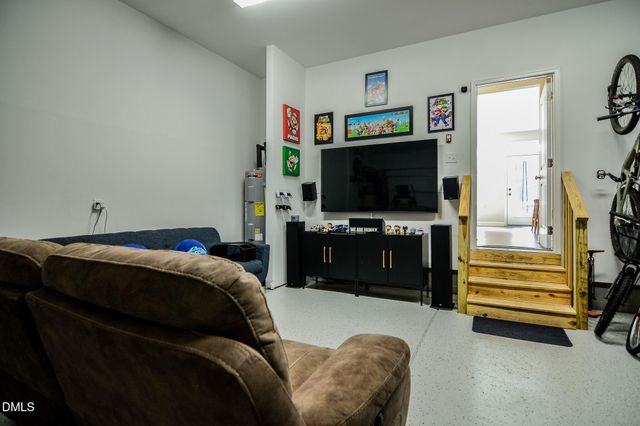 463 Badger Pass Drive, Clayton, NC 27527