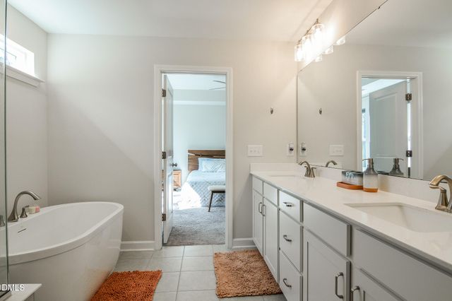 463 Badger Pass Drive, Clayton, NC 27527