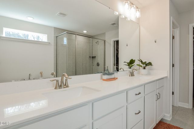 463 Badger Pass Drive, Clayton, NC 27527