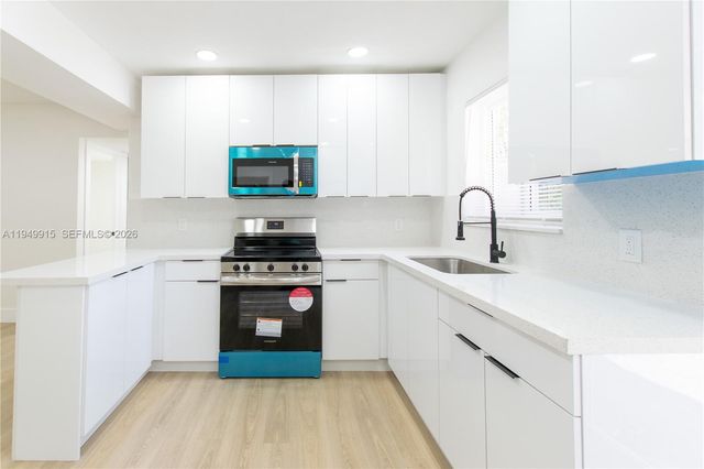 1167 NW 9th Ave 0, Fort Lauderdale, FL 33311