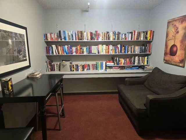 4710 58th Avenue N 106, Crystal, MN 55429