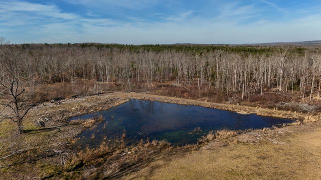 711 Lick Point Road, Sequatchie, TN 37374