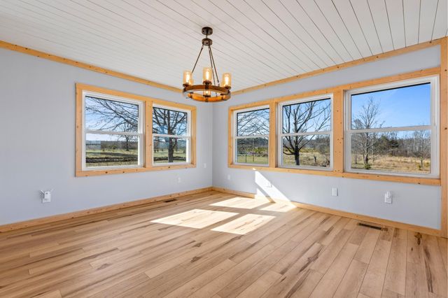 711 Lick Point Road, Sequatchie, TN 37374