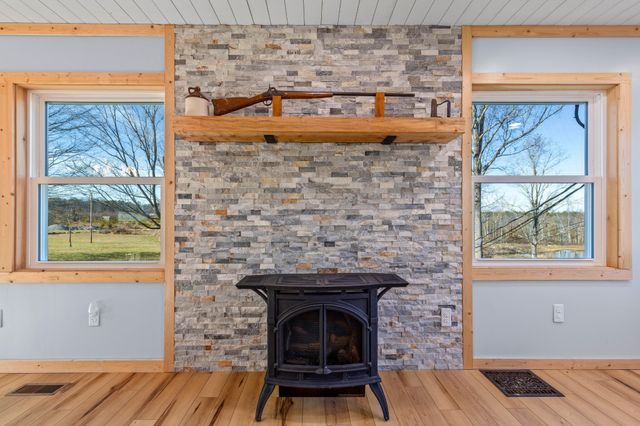 711 Lick Point Road, Sequatchie, TN 37374