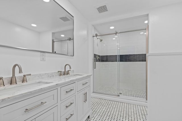 711 Lick Point Road, Sequatchie, TN 37374