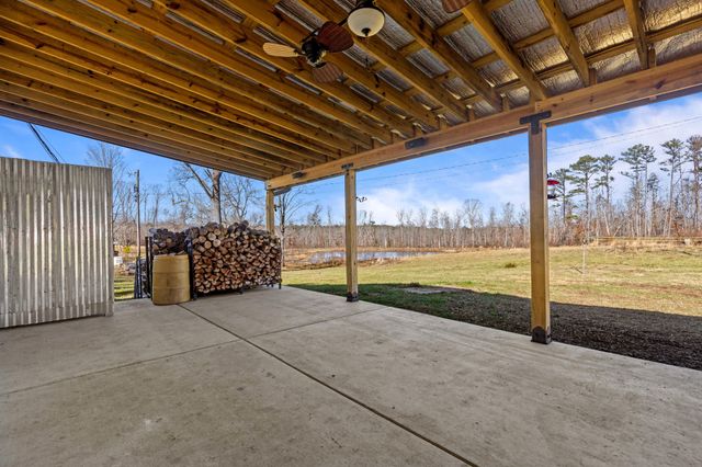 711 Lick Point Road, Sequatchie, TN 37374