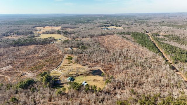 711 Lick Point Road, Sequatchie, TN 37374