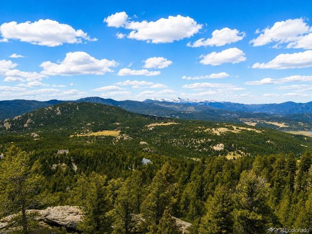 8510 Bobsled Trl, Morrison, CO 80465