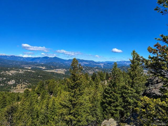 8510 Bobsled Trl, Morrison, CO 80465