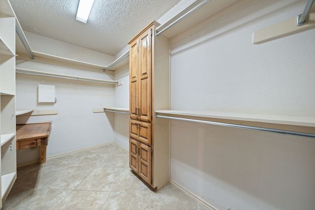 1110 Seminary Ridge, Garland, TX 75043