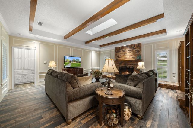 1110 Seminary Ridge, Garland, TX 75043