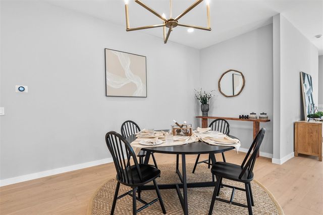 22 E STEELE STREET, Orlando, FL 32804