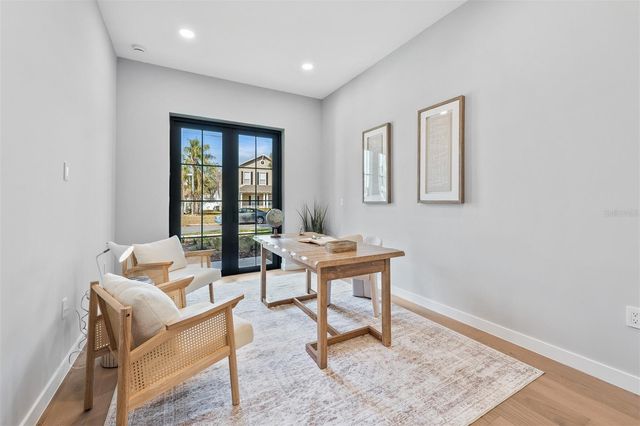 22 E STEELE STREET, Orlando, FL 32804