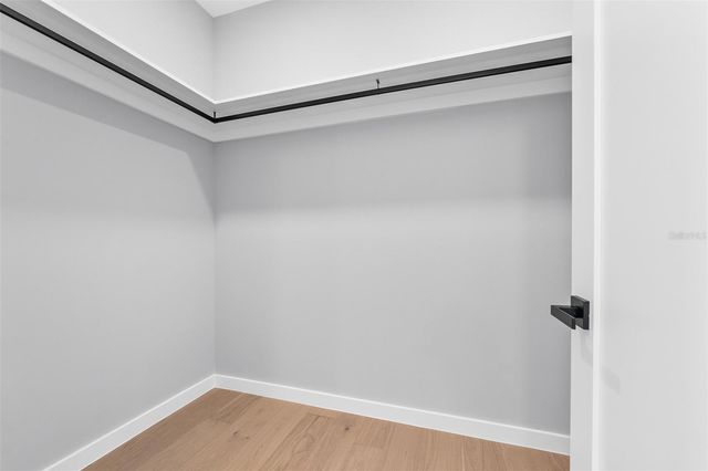 22 E STEELE STREET, Orlando, FL 32804