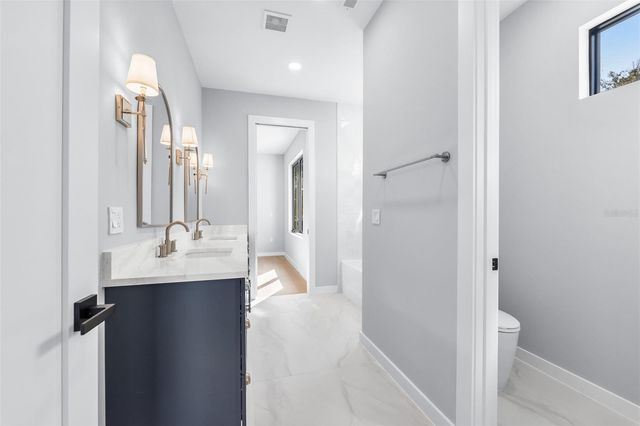 22 E STEELE STREET, Orlando, FL 32804