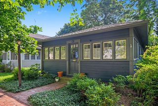 440 Park Avenue, South Haven City, MI 49090