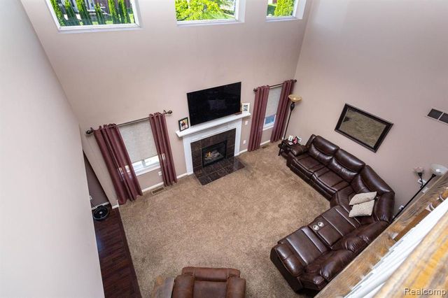2110 Mayflower, Troy, MI 48085