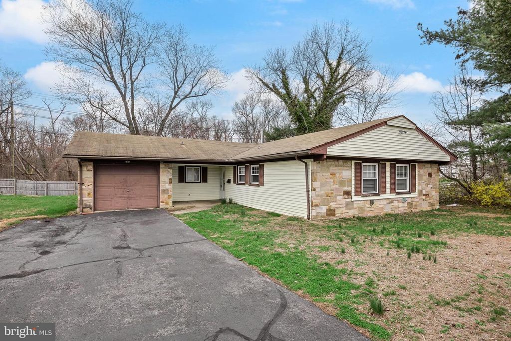 47 HOLSTONE LN, Willingboro, NJ 08046