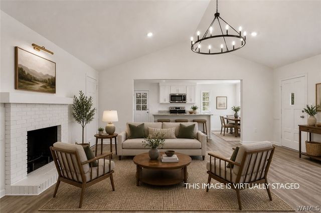 1004 Greystone, Northport, AL 35473