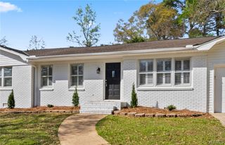 1004 Greystone, Northport, AL 35473