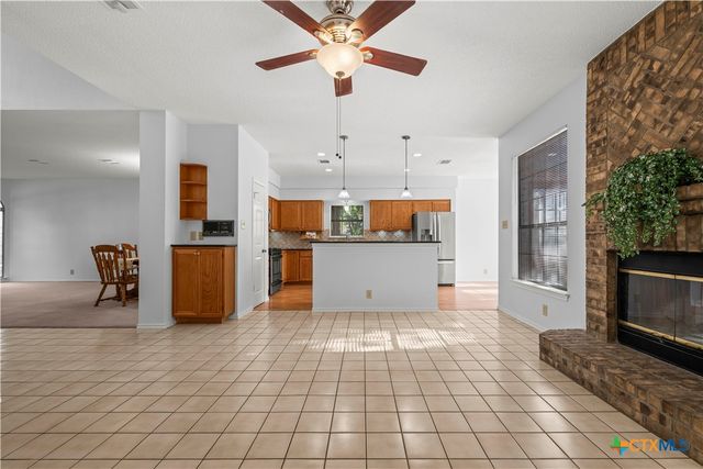 1203 Bobwhite Court, Round Rock, TX 78681