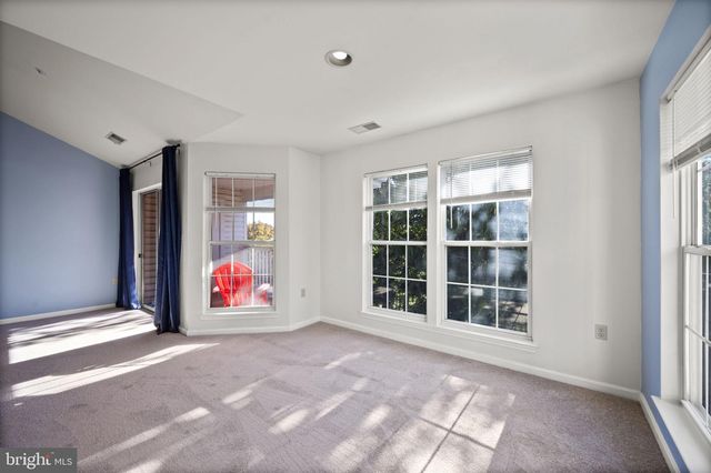 5901 MILLRACE CT NW #H302, Columbia, MD 21045