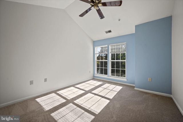 5901 MILLRACE CT NW #H302, Columbia, MD 21045