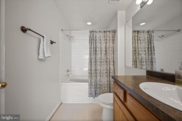 5901 MILLRACE CT NW #H302, Columbia, MD 21045