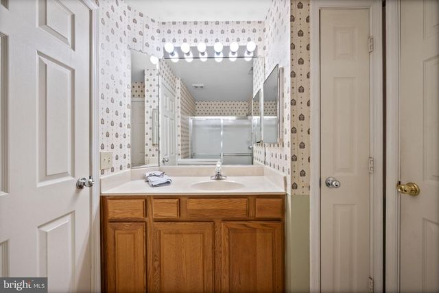 5901 MILLRACE CT NW #H302, Columbia, MD 21045