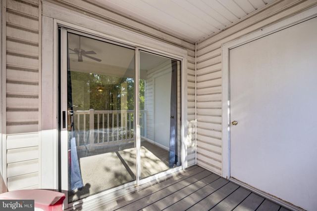 5901 MILLRACE CT NW #H302, Columbia, MD 21045