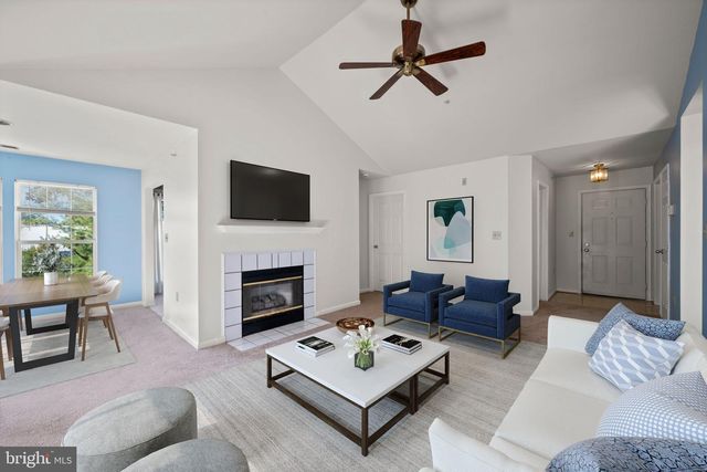 5901 MILLRACE CT NW #H302, Columbia, MD 21045