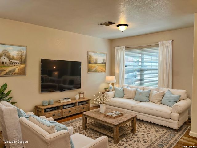 7115 Sun Valley Dr, San Antonio, TX 78227