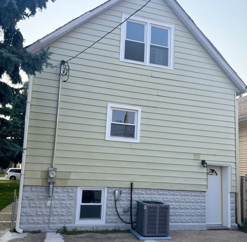 3215 S 54th Court, Cicero, IL 60804