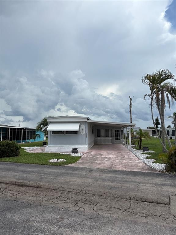 3130 MERCURY LANE, North Fort Myers, FL 33903